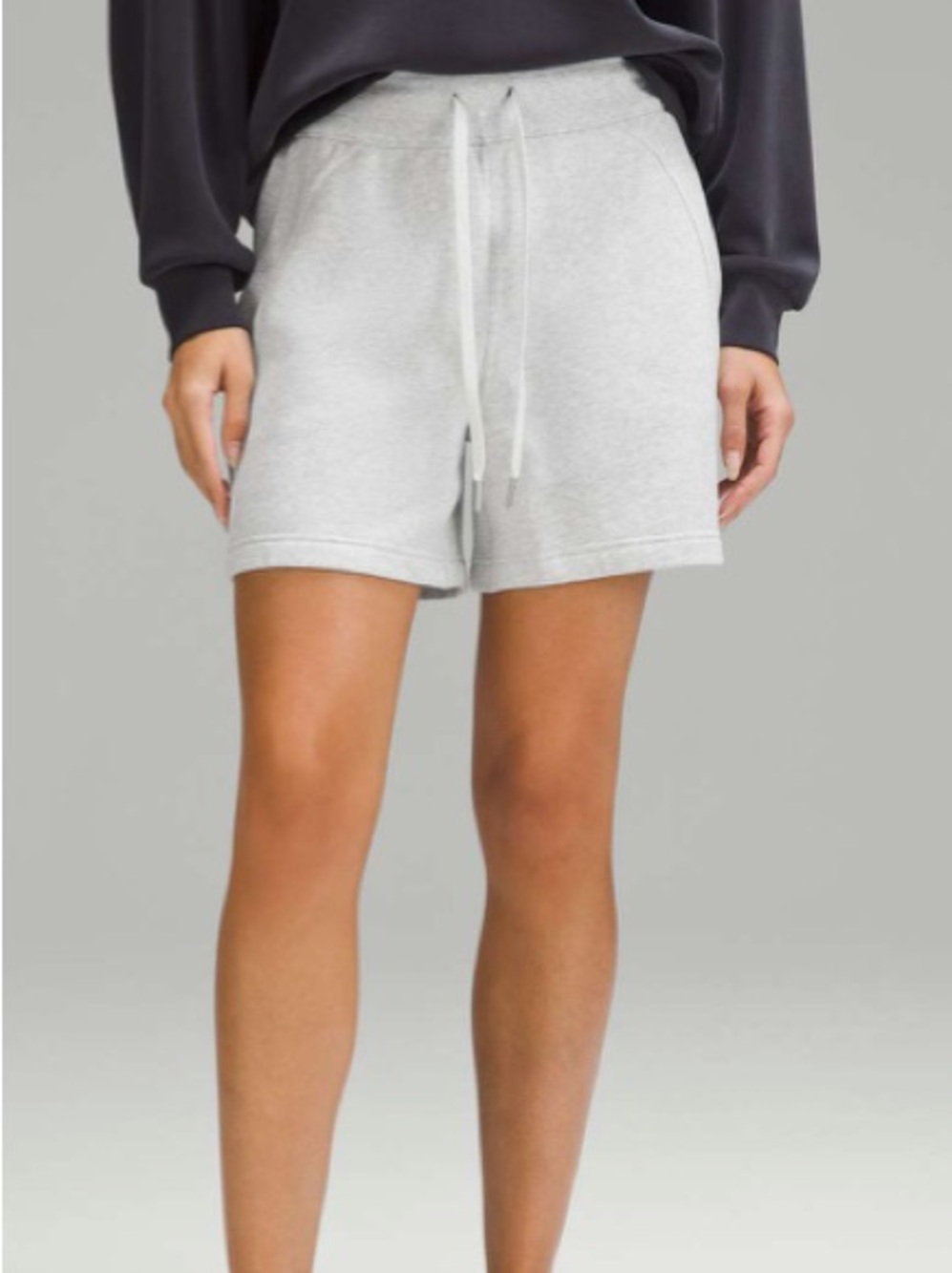 Lululemon Scuba High-Rise Short Heathered Core Ultra Light Grey size 6